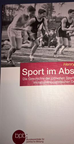 Sport im Abseits Taschenbuch
